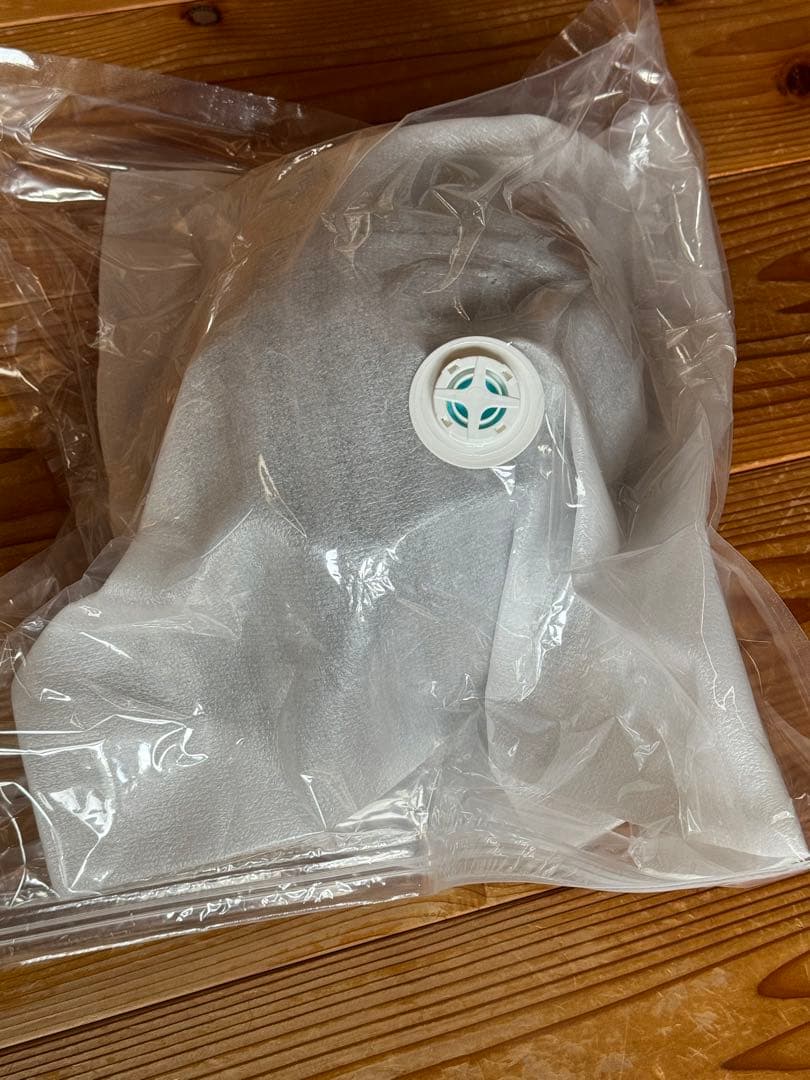 新品未使用 ATOMIC SL ヘルメット Mikaela Shiffrin