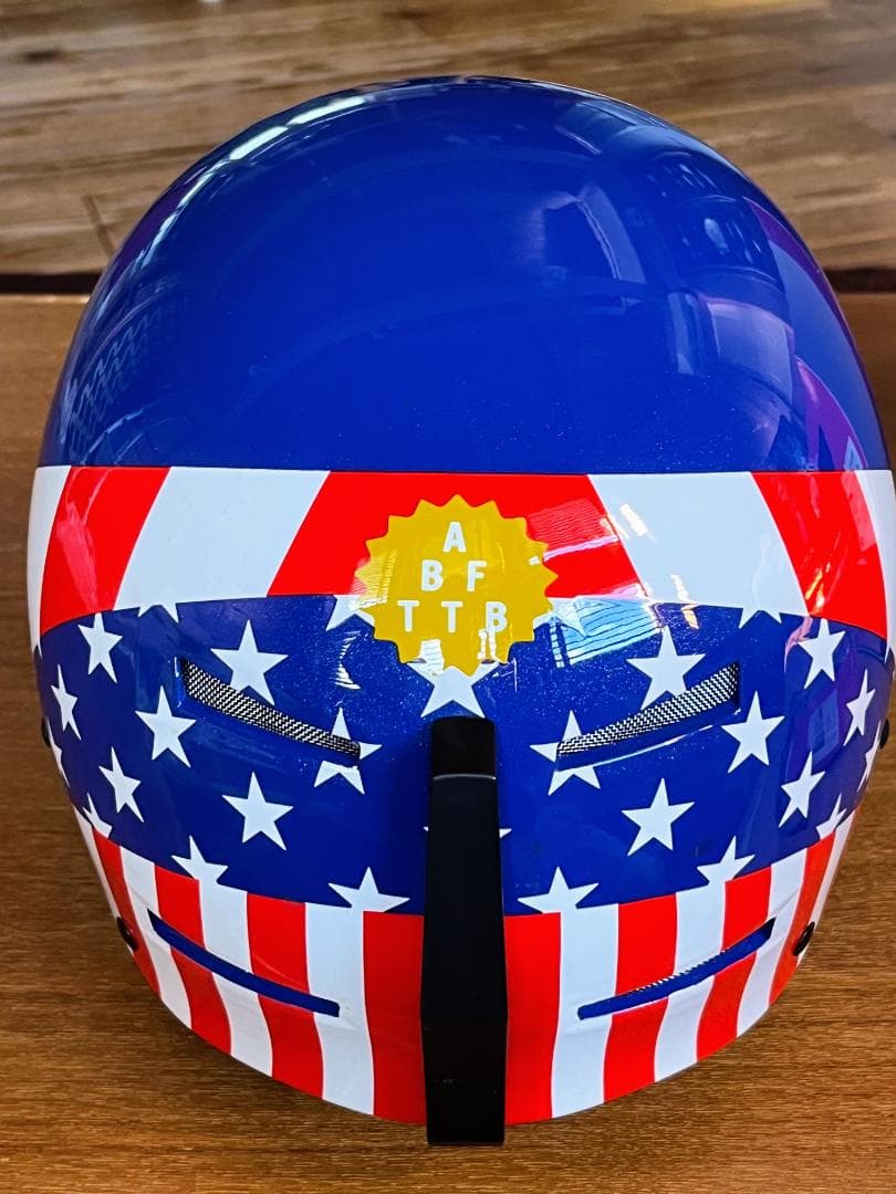 新品未使用 ATOMIC SL ヘルメット Mikaela Shiffrin