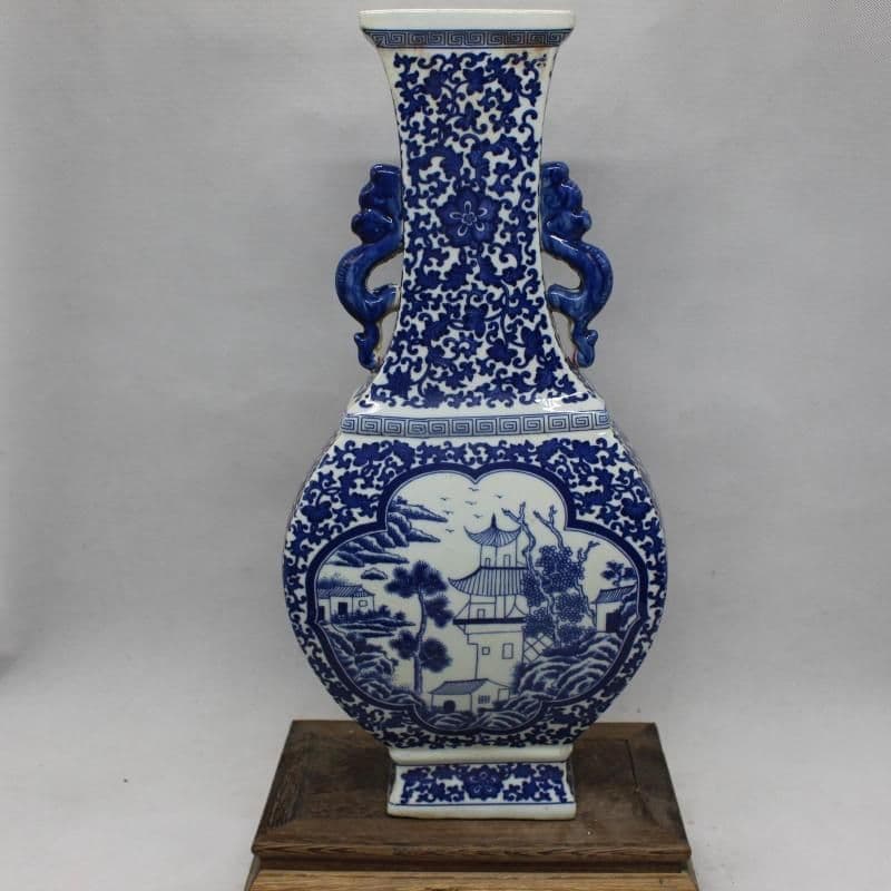 清乾隆青花纏枝松竹梅竜耳四方瓶 景徳鎮 陶磁器 装飾品 現代工芸品 美術品 置物