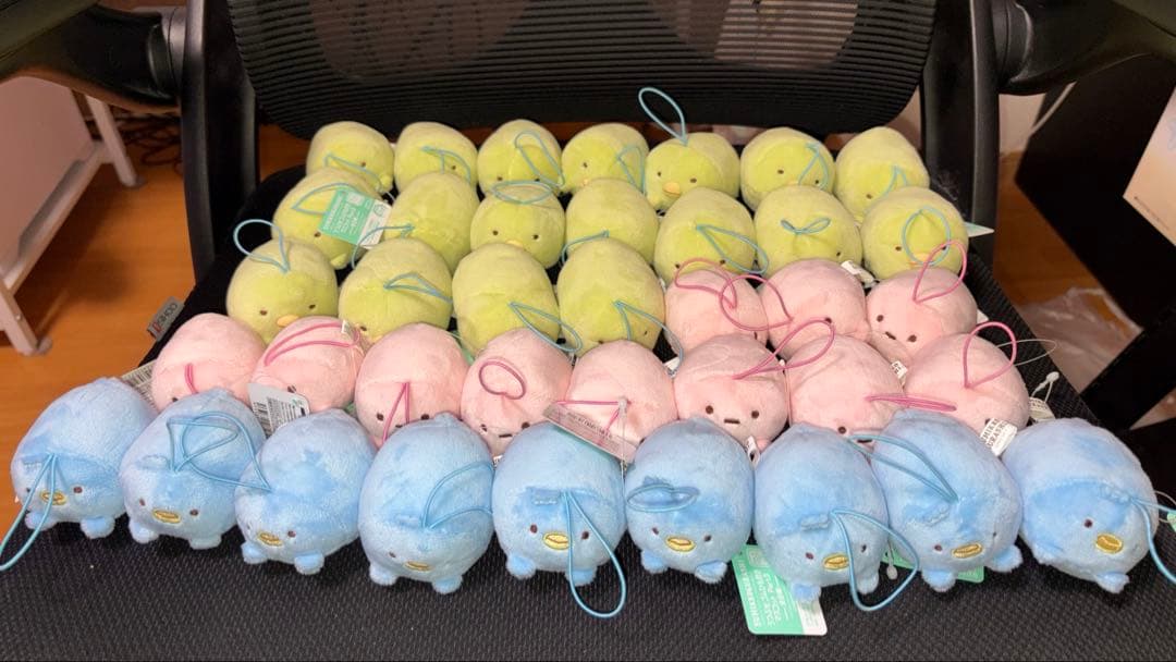 【新品】すみっコぐらし うつぶせゴムひも付きぬいぐるみマスコット 104個セット