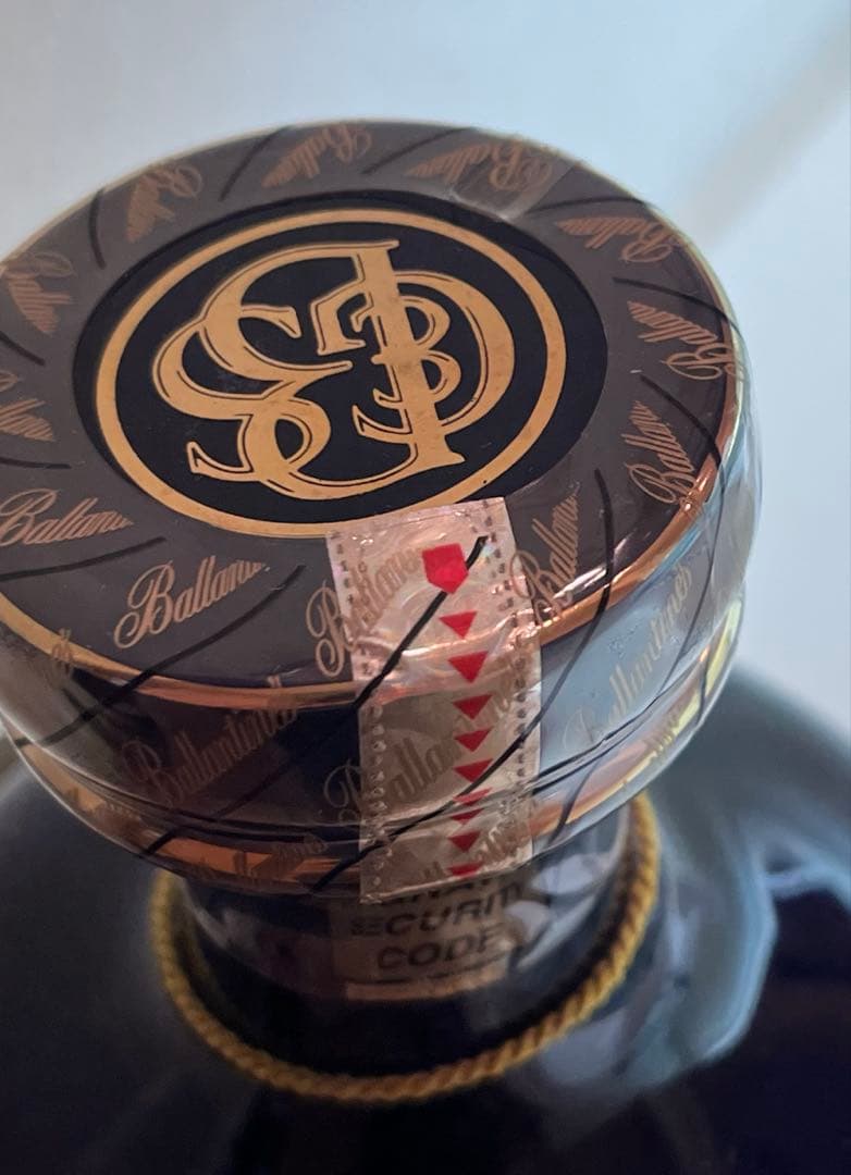 バランタイン21年 青陶器ボトル 43度 700ml 箱無し