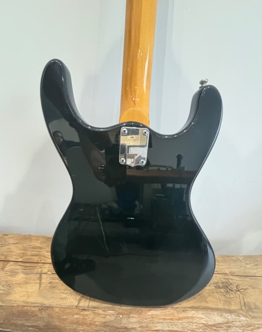 Mosrite Avenger モズライト アベンジャー ジャパン