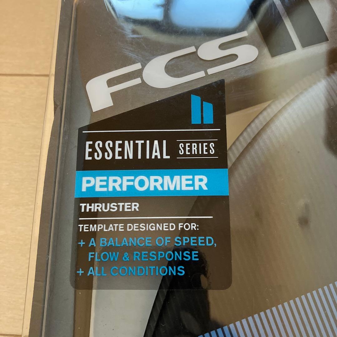 イ*ー様 美品 FCS2フィン パフォーマー PERFORMER M トライ