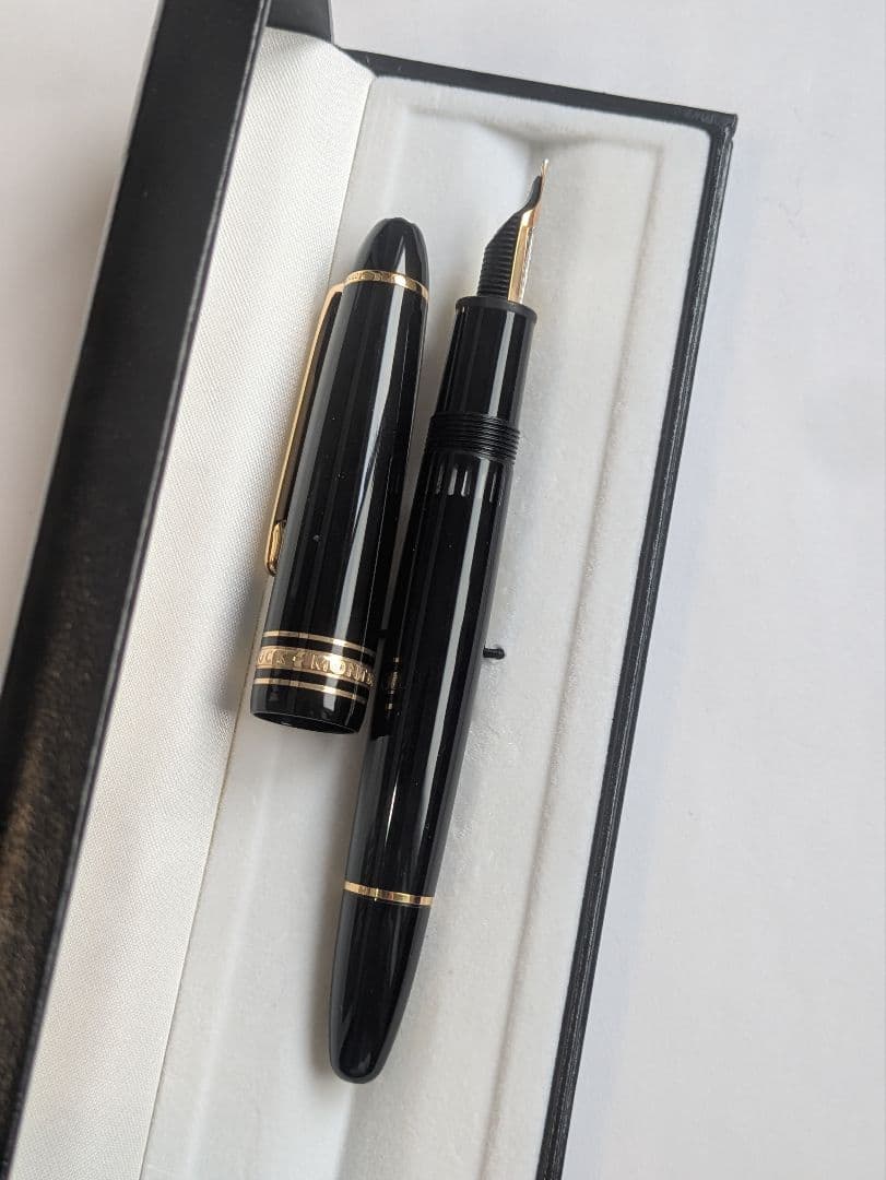 モンブラン　マイスターシュテュック146　14金　中字