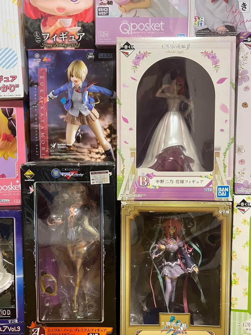 アニメ　フィギュアなど　22体まとめ