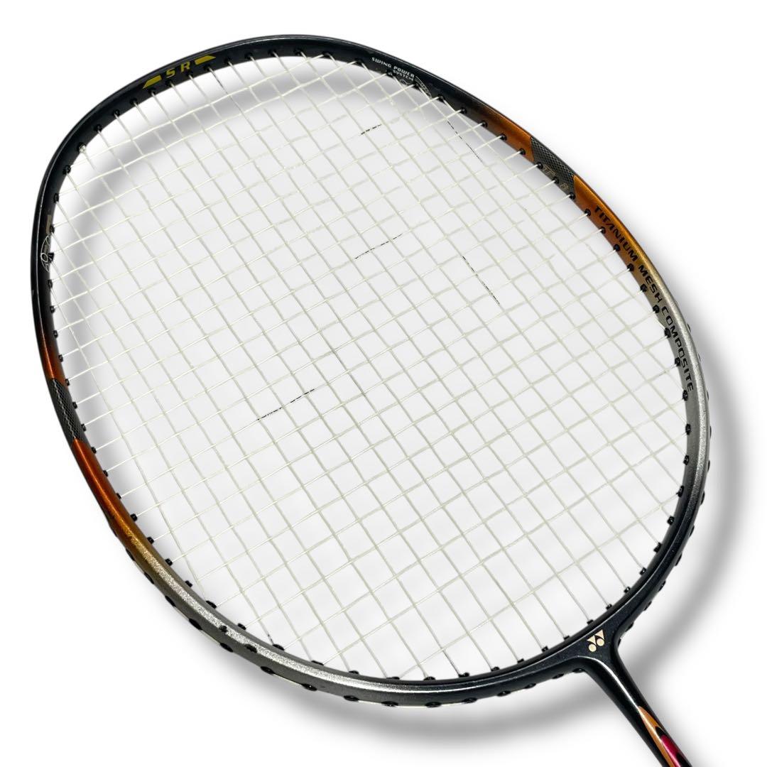 希少❗️YONEXヨネックスバドミントンラケット Ti Isometric SR