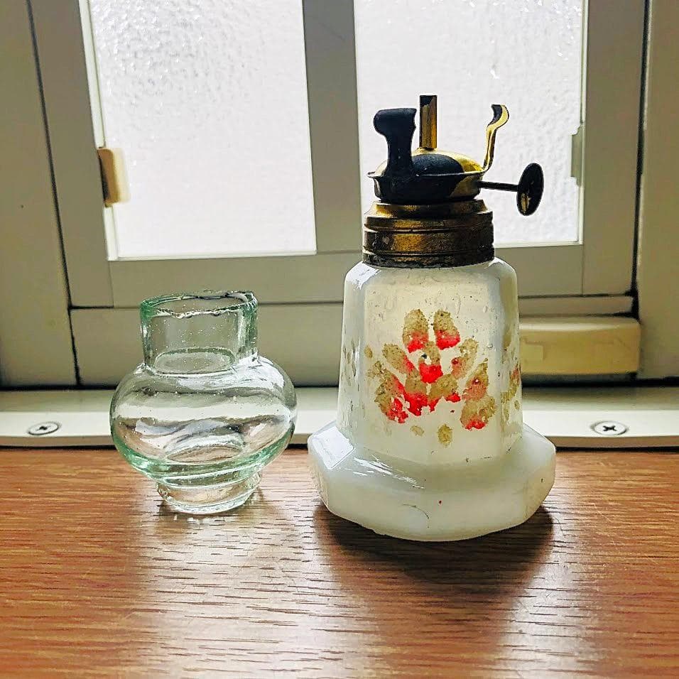 明治～大正 豆ランプ 花模様 乳白/エナメル彩 ウランガラス 検索: ペロペロ