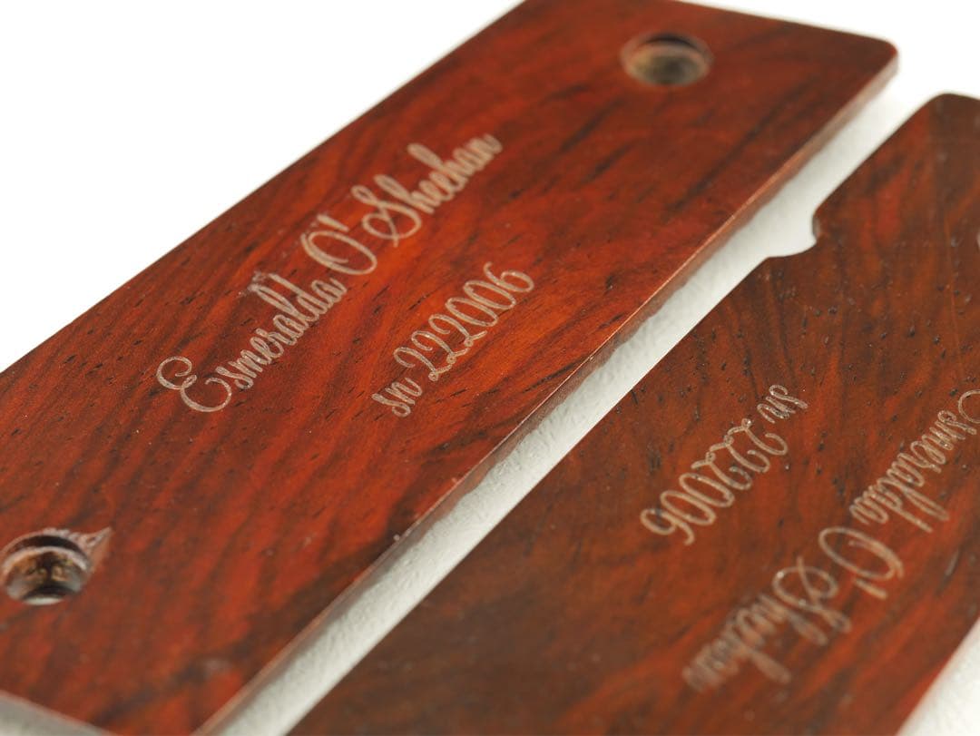 エスメラルダ ガバメント系 フルサイズ ココボロ ダイヤチェッカー 木製グリップ