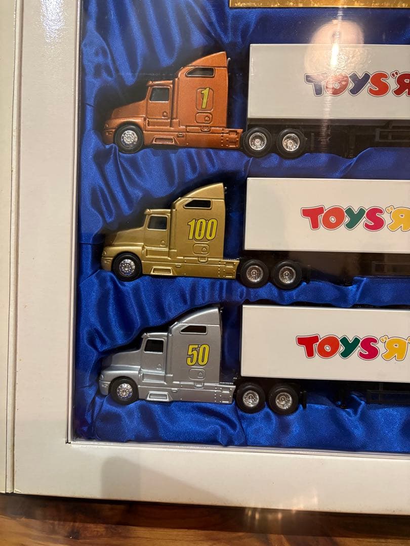 【希少】Toys 'R' Us100店舗記念トラックセット　トイザらス