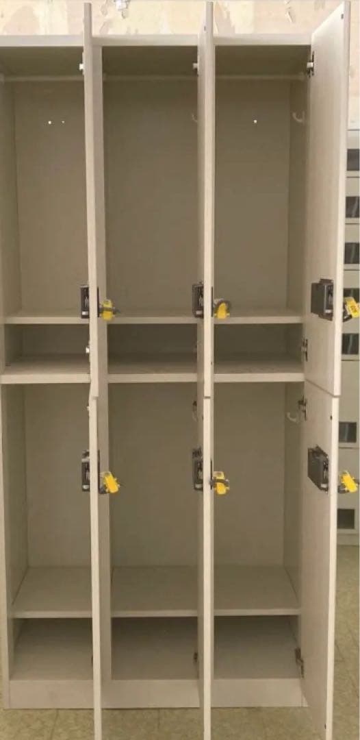 オフィスロッカー　6人用 スチールロッカー　更衣ロッカー 多人数ロッカー　鍵付き