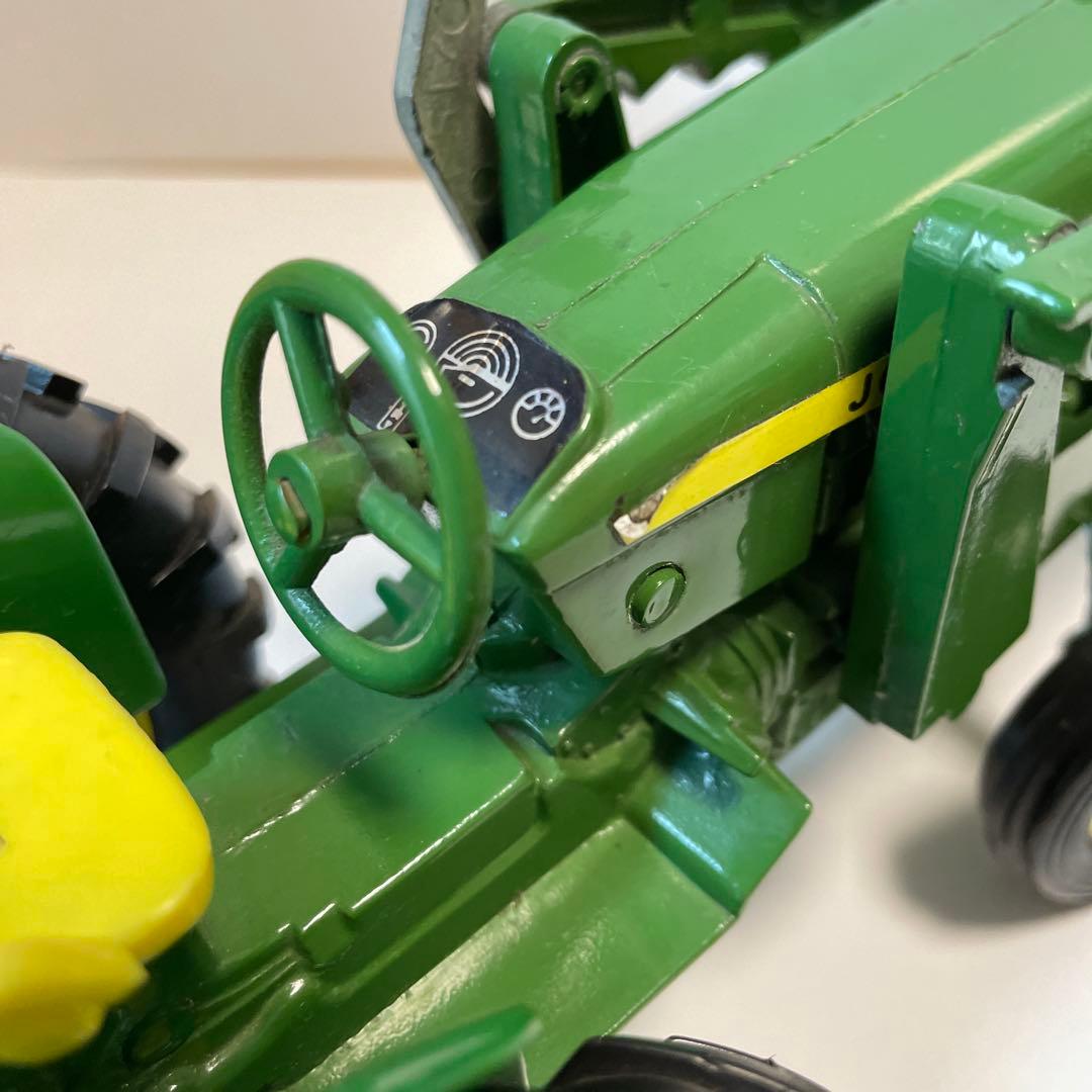 2211.ジョンディアトラクターJD2010 1/16ミニカー
