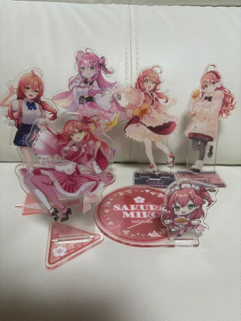 さくらみこ　フィギュア　ぬいぐるみ　アクスタ　 グッズ