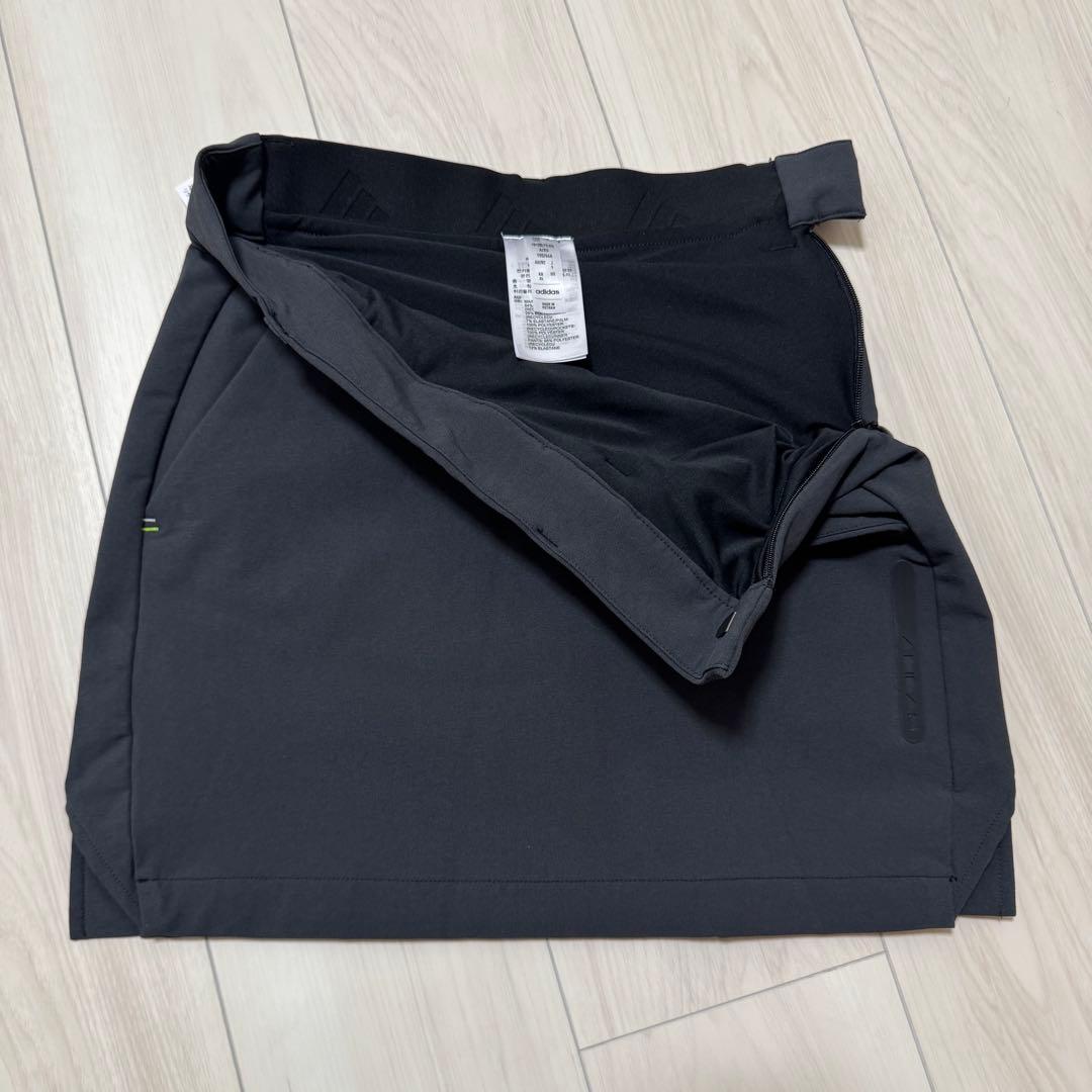 新品 アディダス セットアップ 半袖シャツ ストレッチスカート 上下 M