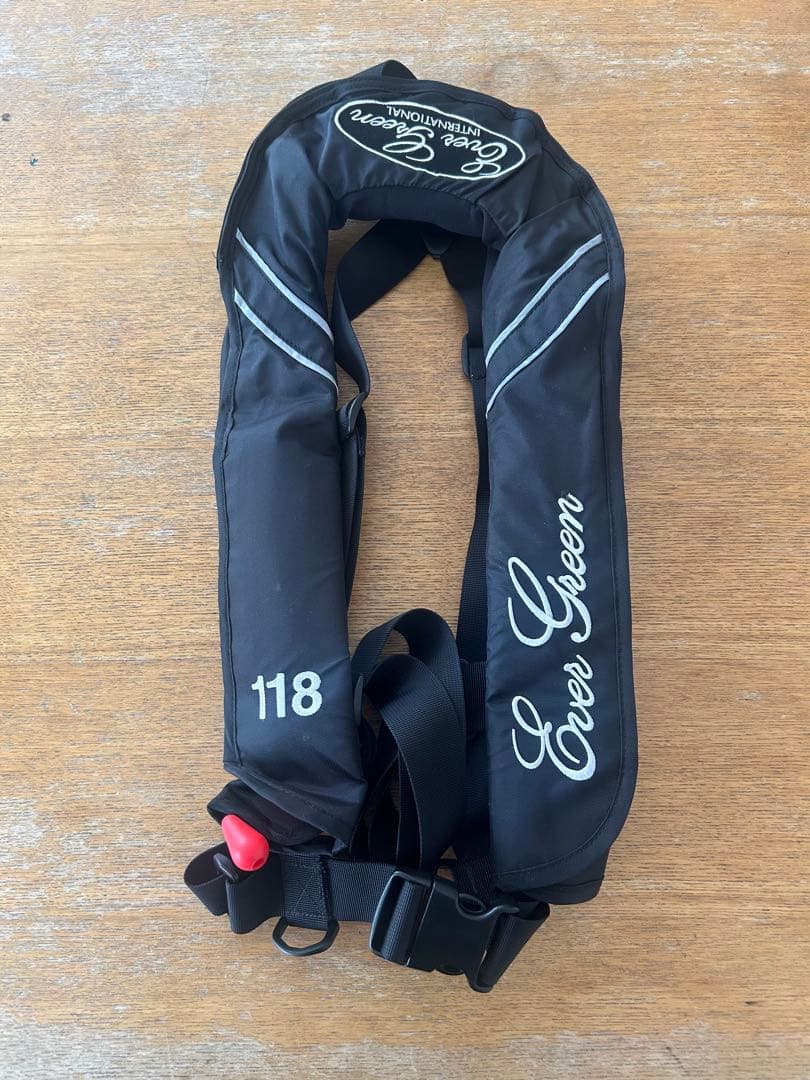 EVERGREEN エバーグリーン ライフジャケット 桜マーク　TYPE Ａ