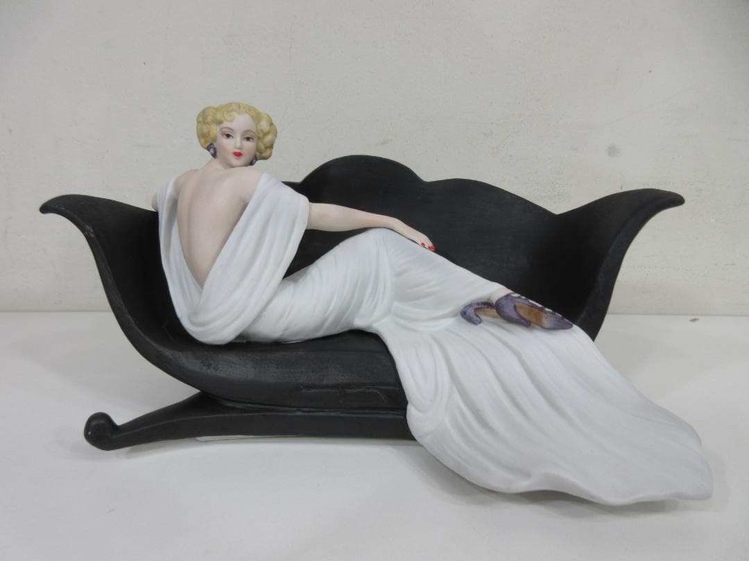 0907X ルイ・イカール ソファー 磁器 フィギュア