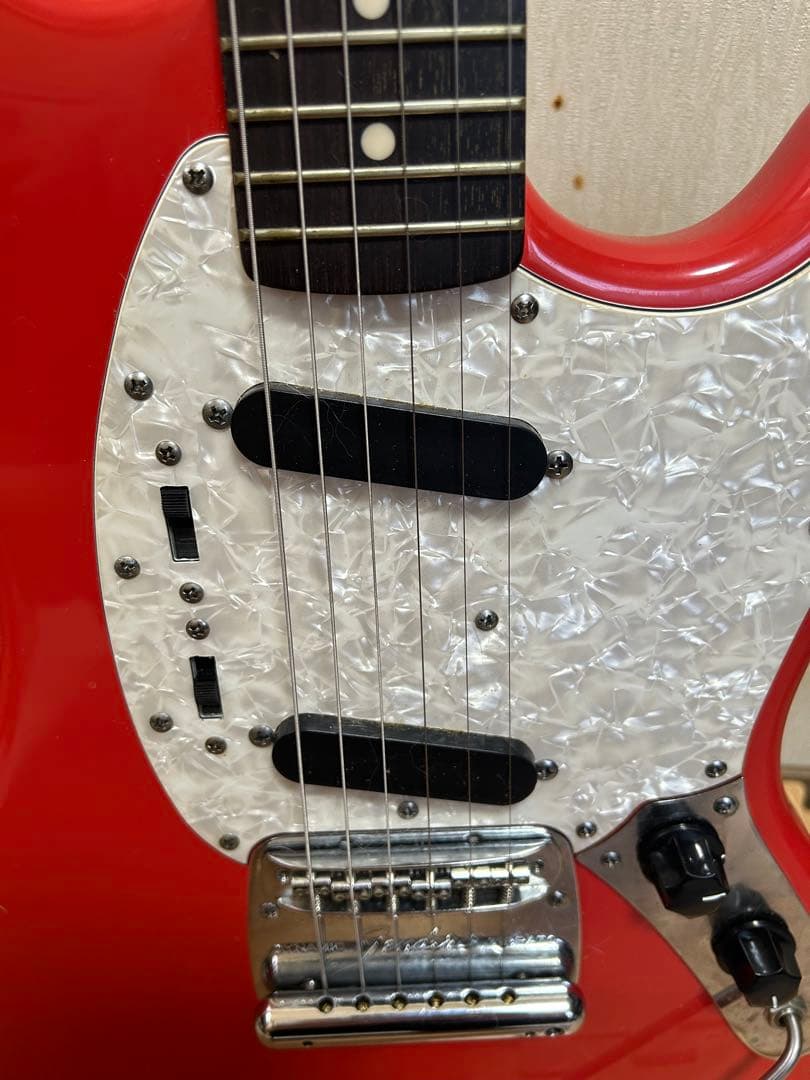 生産完了　Squire ムスタング　フェイスタレッド