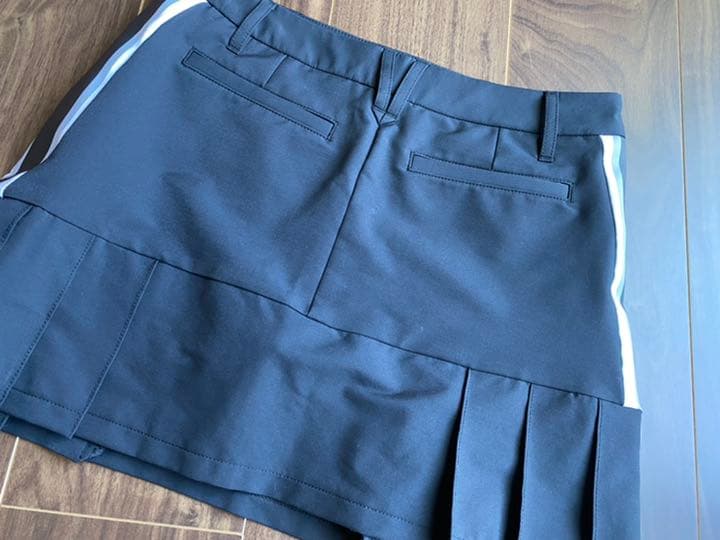 DESCENTEGOLF デサント プリーツスカート 黒 インナーパンツ