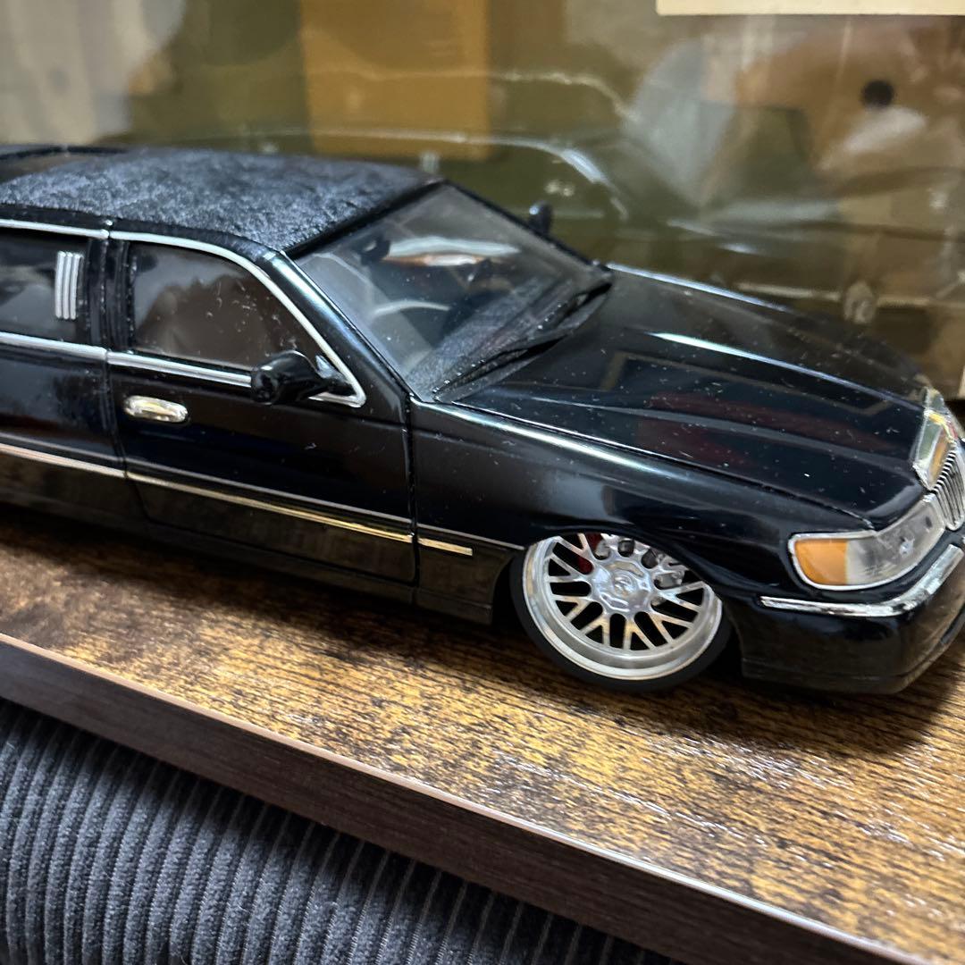 1/18 サンスター リンカーン タウンカー リムジン ブラック カスタムカー