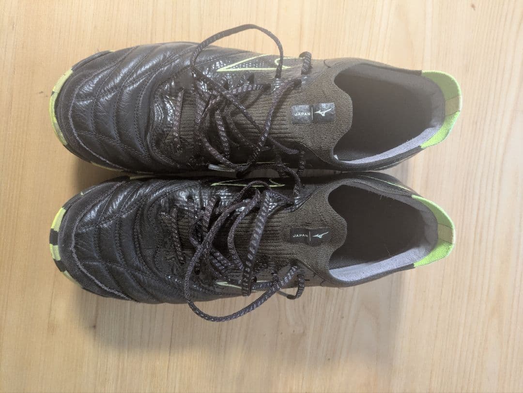 Mizuno Morelia Neo トレーニングシューズ