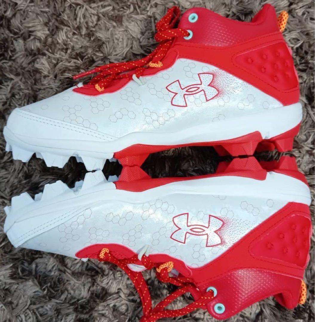 新品 Under Armour Harper 8 Mid RM JR 24cm