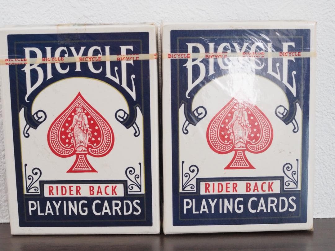 超レアトランプ類税証紙　新品未開封のBicycle  RIDER  2個セット