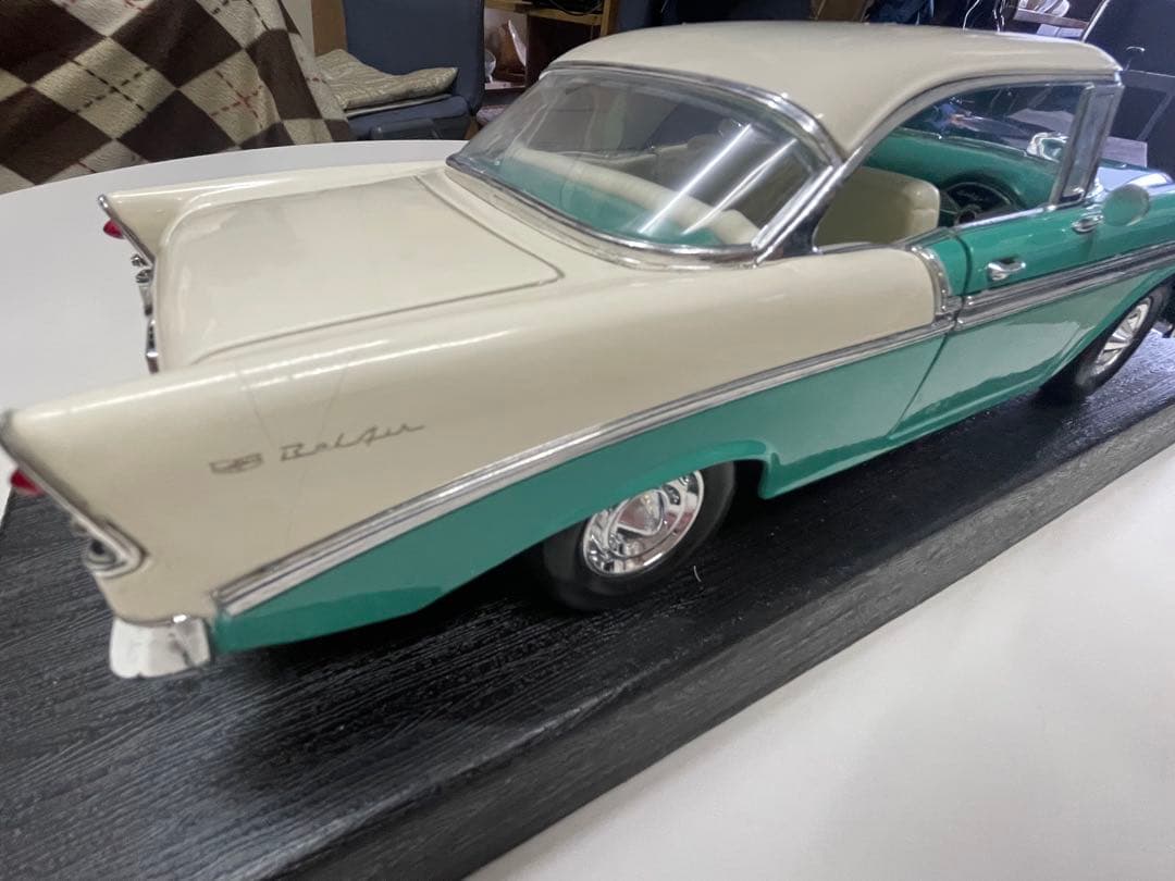 シボレー　ベルエア　1/18 箱あり　美品(1956) ダイキャストメタル