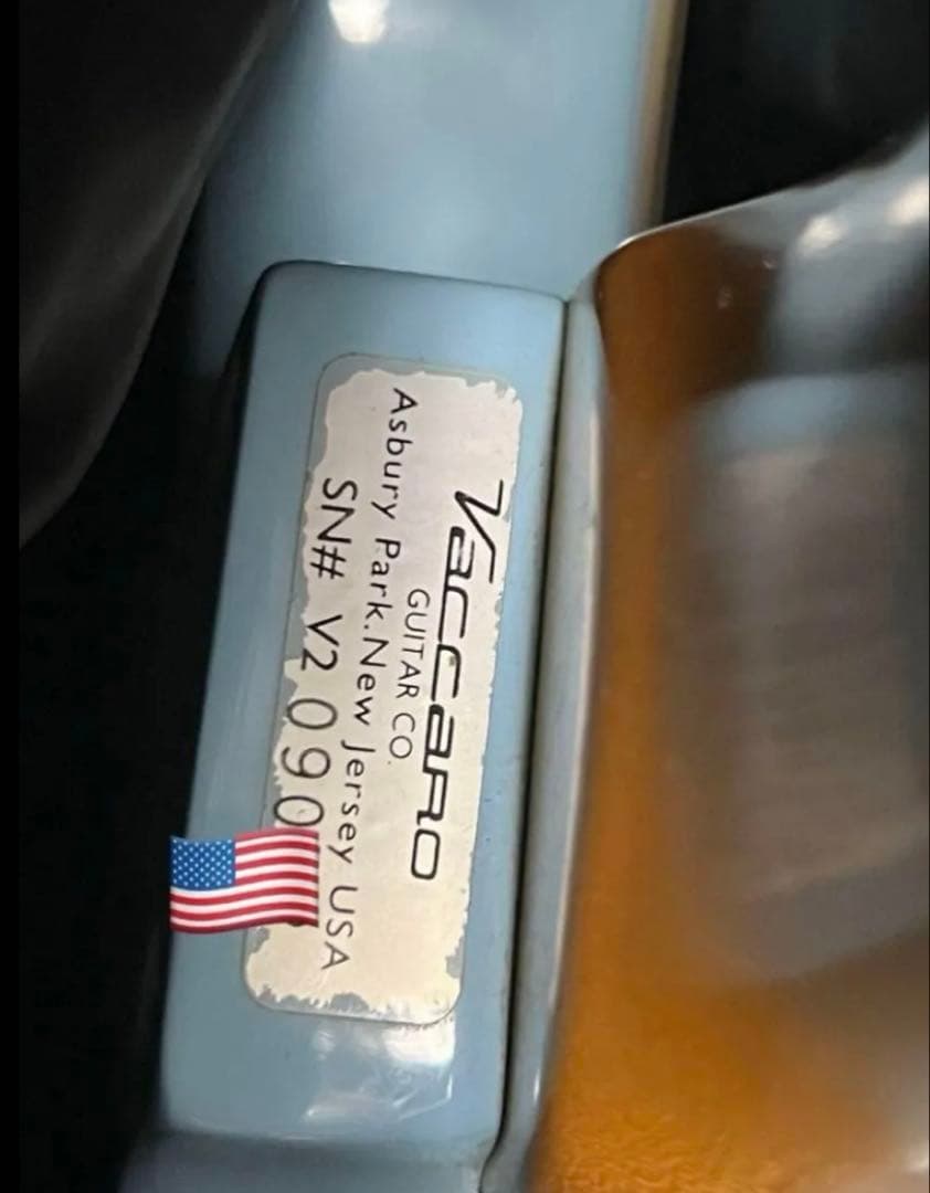 【Vaccaro・USA】アルミネックギター