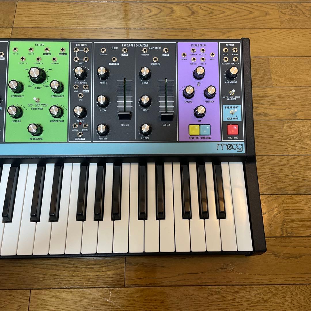 鍵盤楽器 Moog matriarch