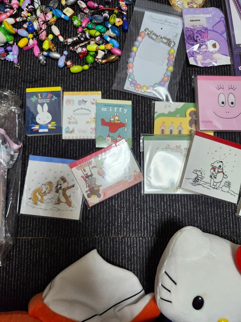 ラウンドワン　キティ　まとめ売り