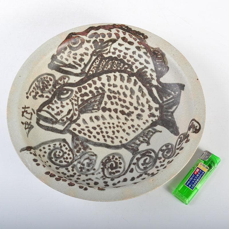 ruirui　鼠志野　棟方志功絵付　福福魚　飾皿　共箱　M　R4481B