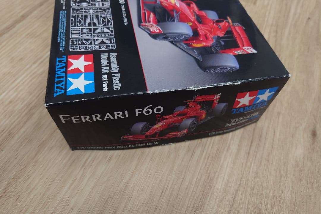 Tamiya Ferrari F60 プラモデル 112パーツ