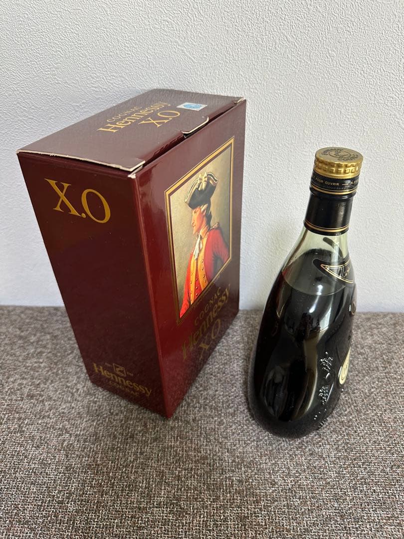 Hennessy X.O. コニャック 700ml