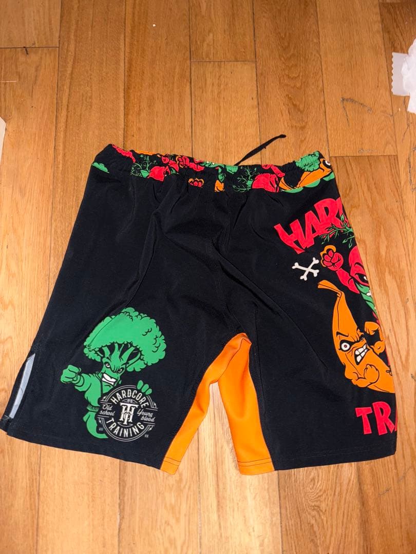 HARDCORE TRAINING トレーニングショーツ　ハーフパンツ L