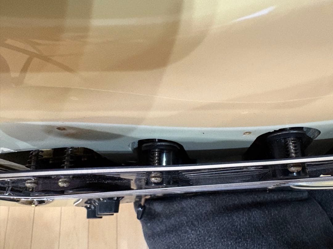 エレキギター　ストラトタイプ