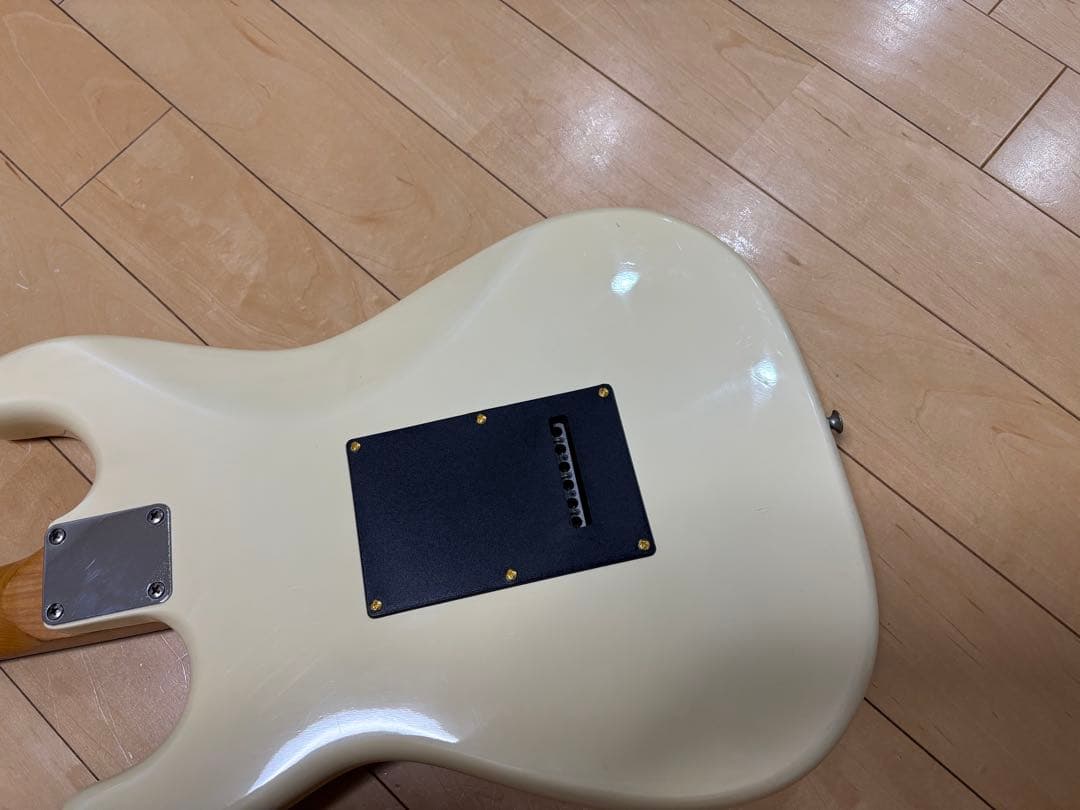 エレキギター　ストラトタイプ