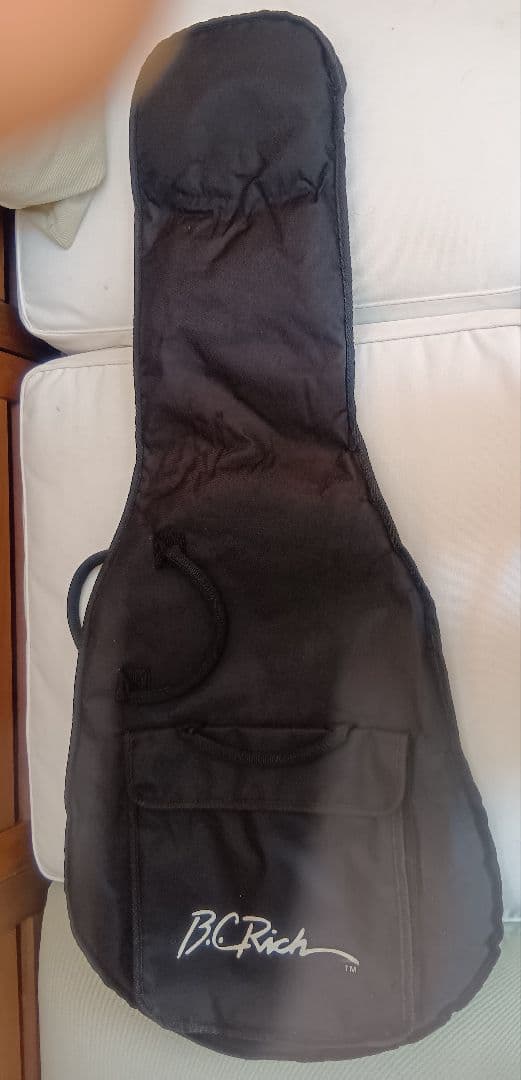 早い者勝ち！　BCリッチ　モッキンバード　ギター　　オリジナルソフトケース付き
