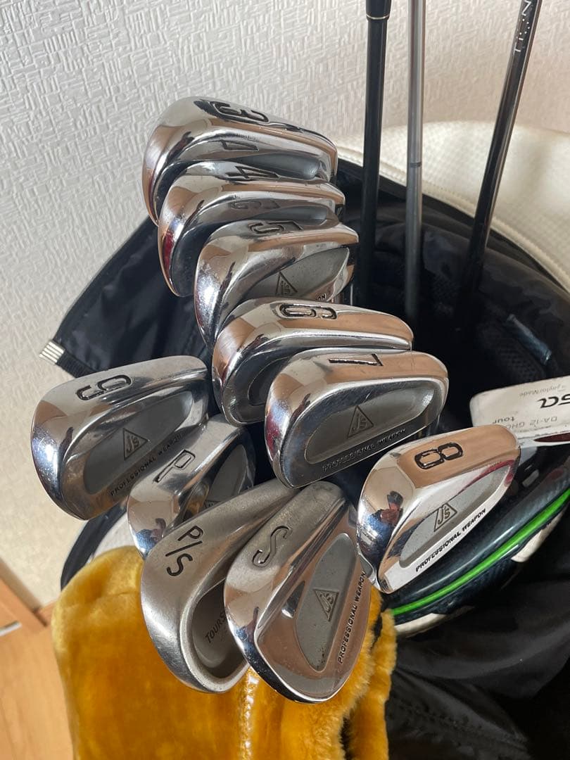 クラブフルセット　ブリヂストン　テーラーメイド　キャディーバック付き