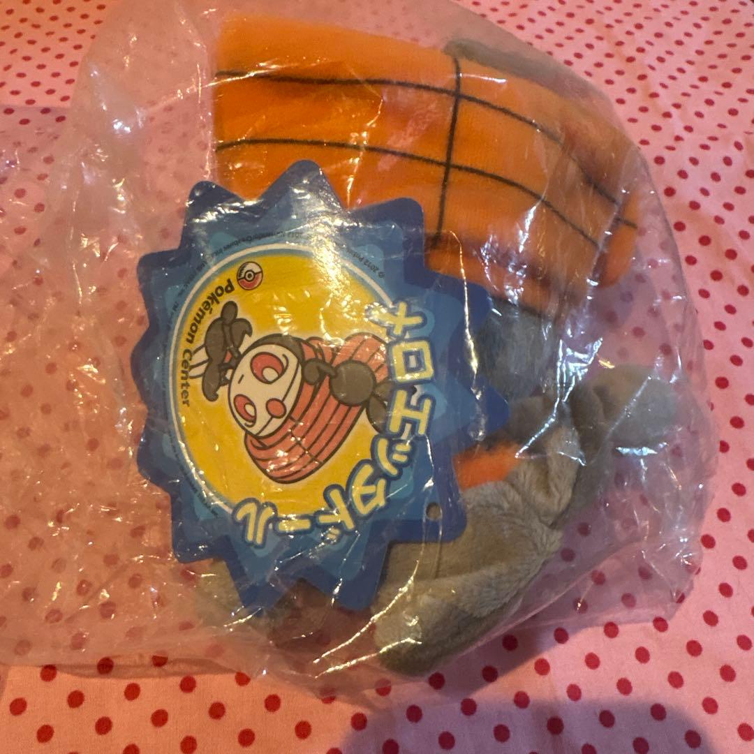 ポケモンセンター限定　メロエッタドール　ぬいぐるみ2体セット（緑・オレンジ）