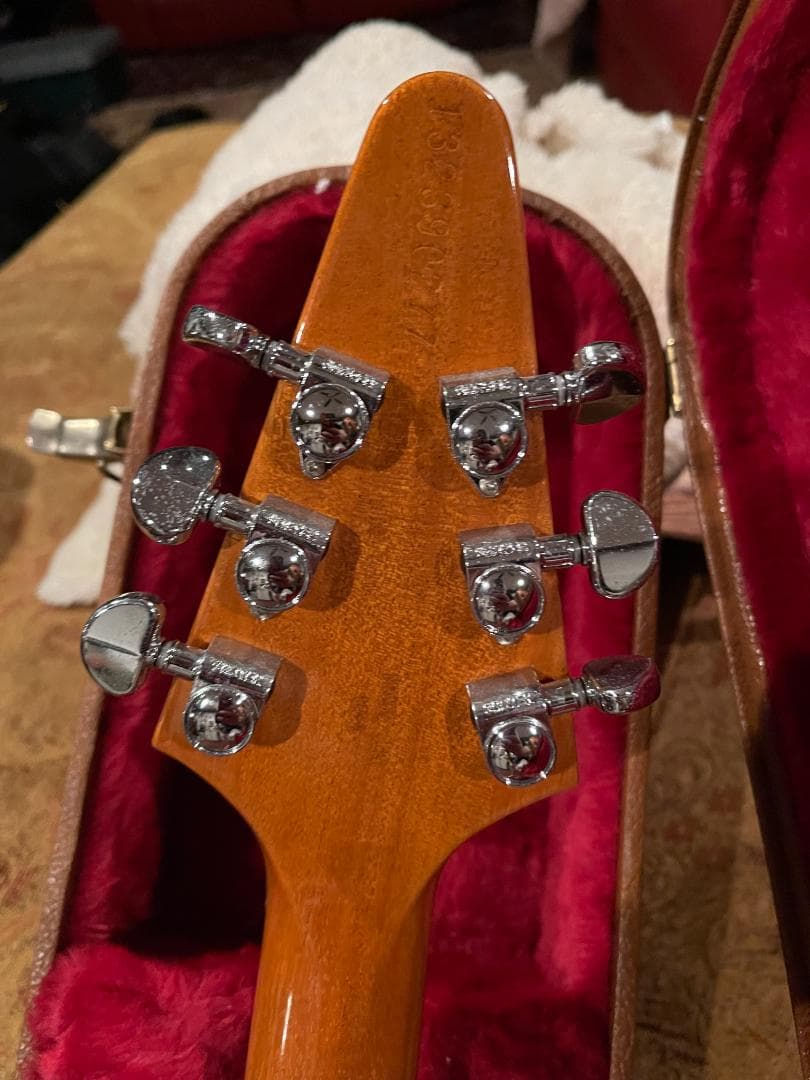 ギター Gibson Flying V Antique Natural