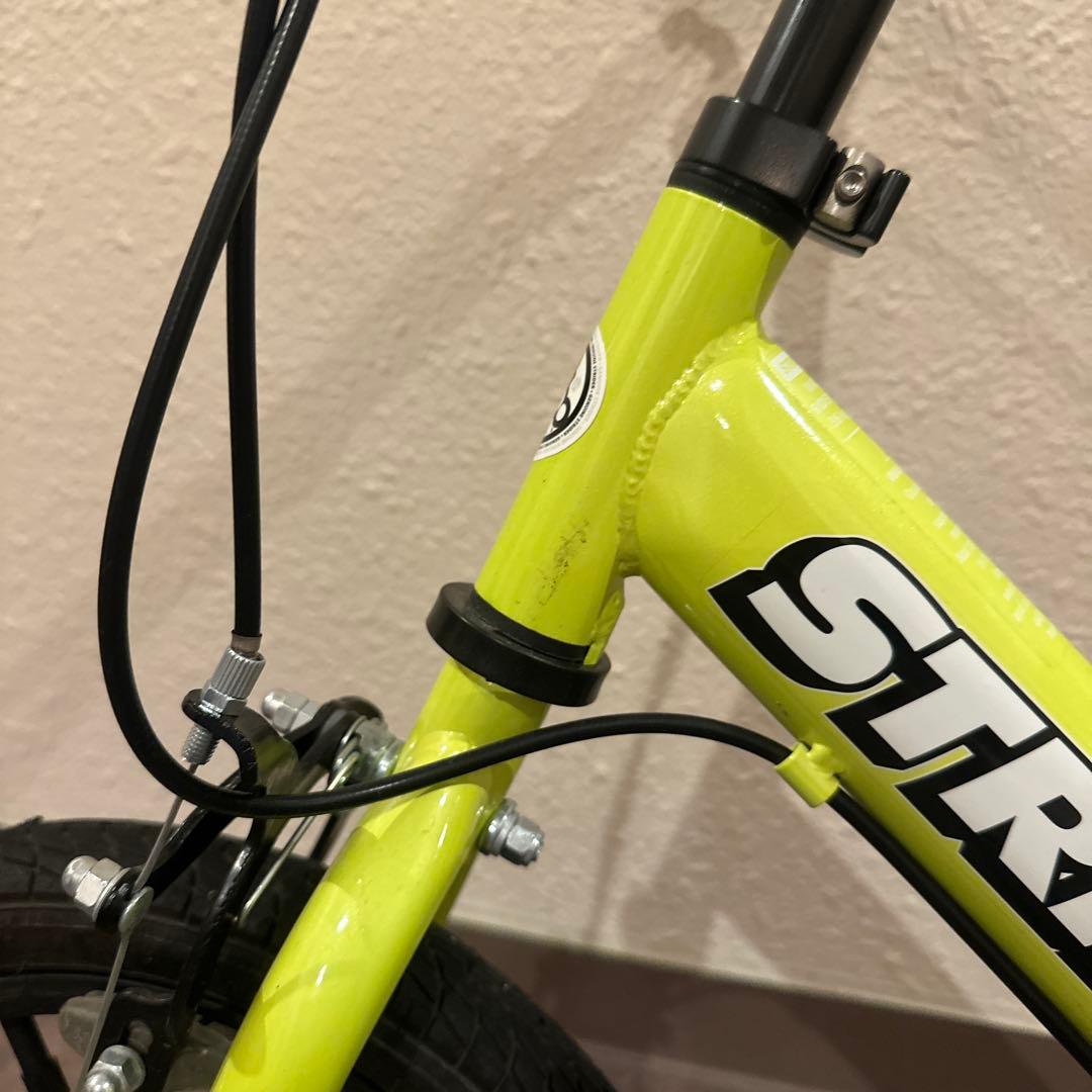 大人気廃盤カラー　ライムイエロー　ストライダー　STRIDER　14X