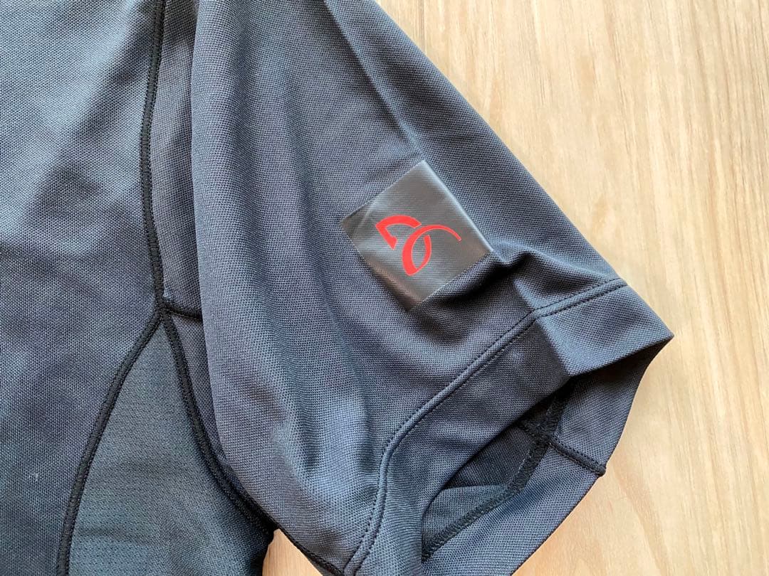 ユニクロ【ジョコビッチ】テニスウェア上下セット　黒　メンズLサイズ