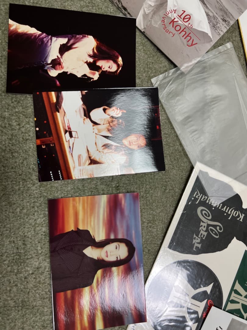 小比類かほる直筆サイン ステッカー ポストカード 写真 冊子