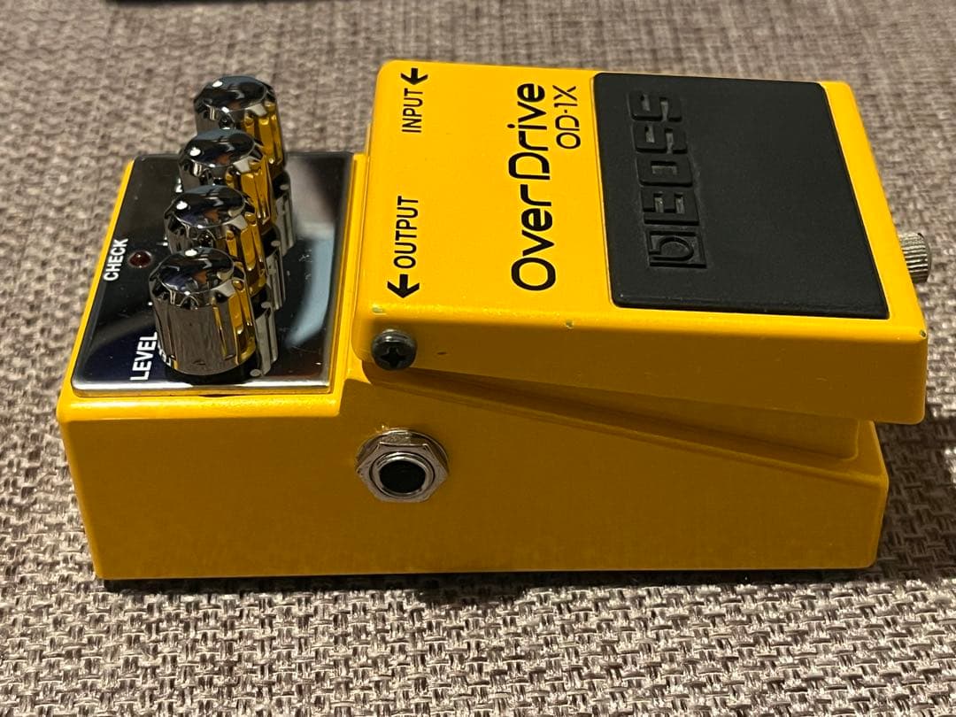 ギター BOSS OverDrive OD-1X