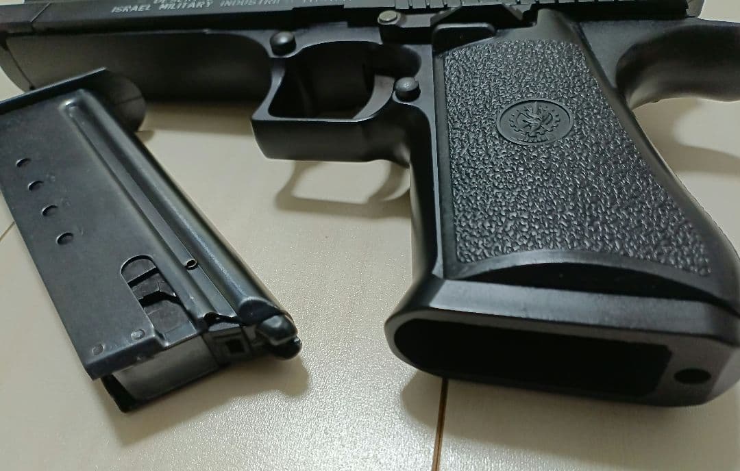 【中古品】東京マルイ 旧型 ガスガン 18禁「デザートイーグル.50AE」