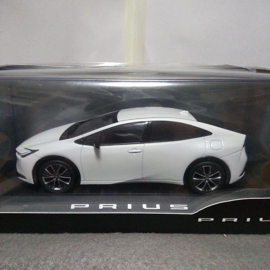 ☆ 1/30 非売品 【未使用】トヨタ 新型プリウス カラーサンプル パール