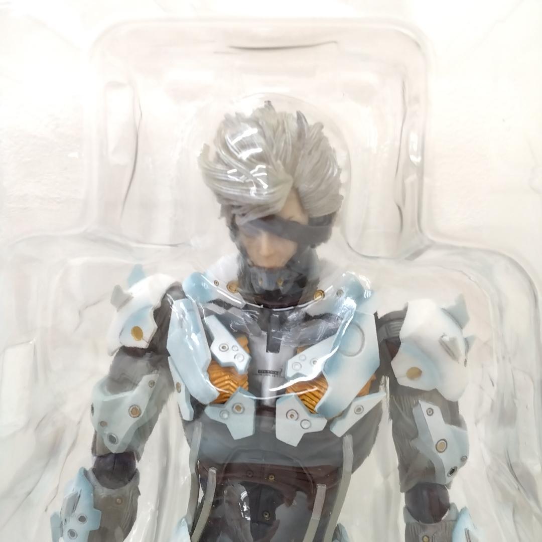 若《LXFRH》プレイアーツ　改　メタルギア　ライジング　リベンジェンス　雷電