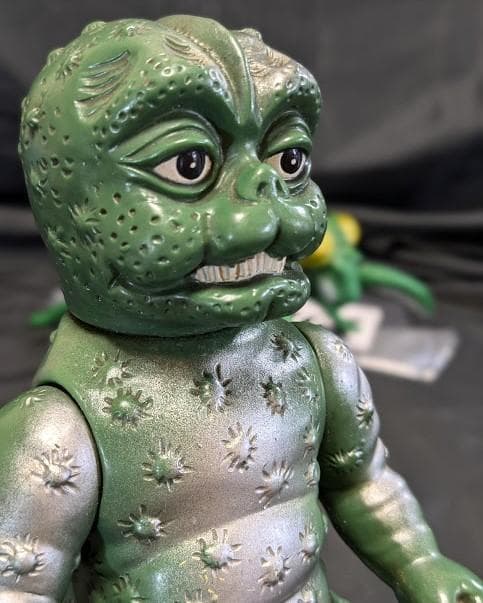 ミニラ（ブルマァク復刻）＆カマキラス（マルサン）ソフビフィギュア２体セット＋１