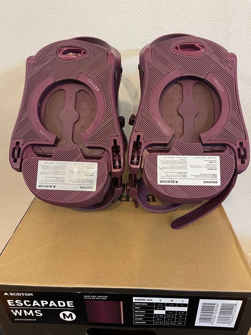 w*e様 ☆Burton エスカペイド リフレックス　Mサイズ☆