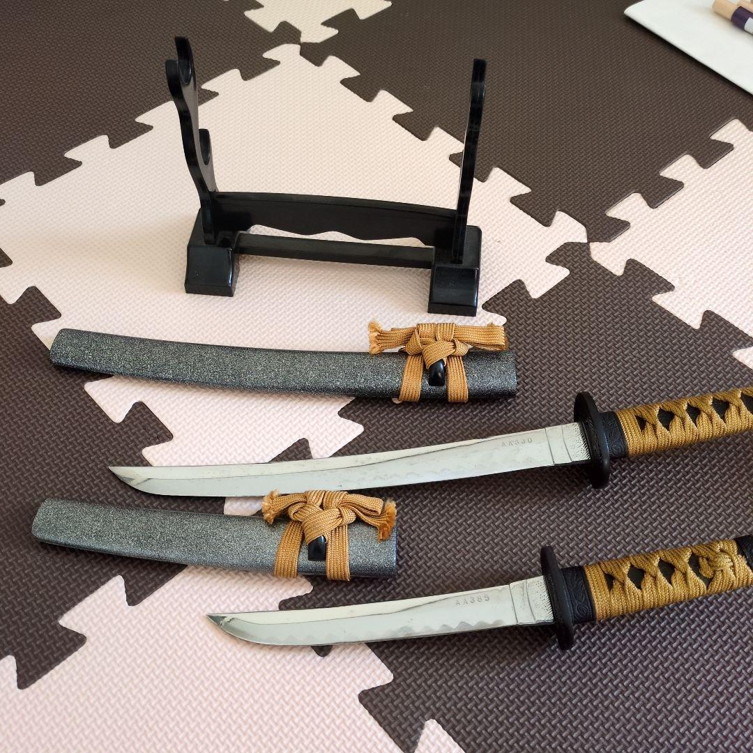 日本刀レプリカ 2本セット スタンド付き　模造刀　値下