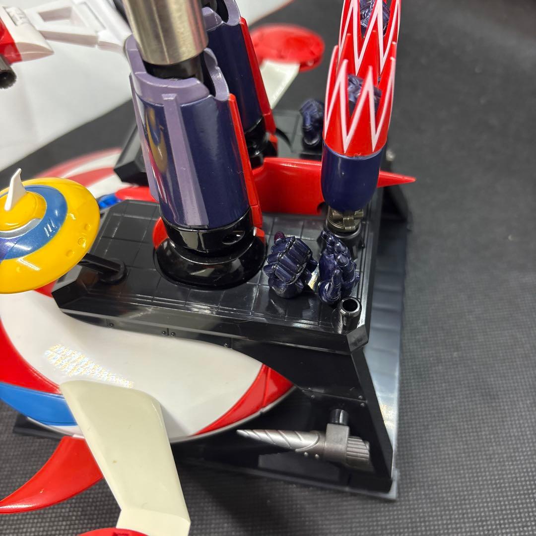 BANDAI GX−04 グレンダイザー ロボットフィギュア 武器付き